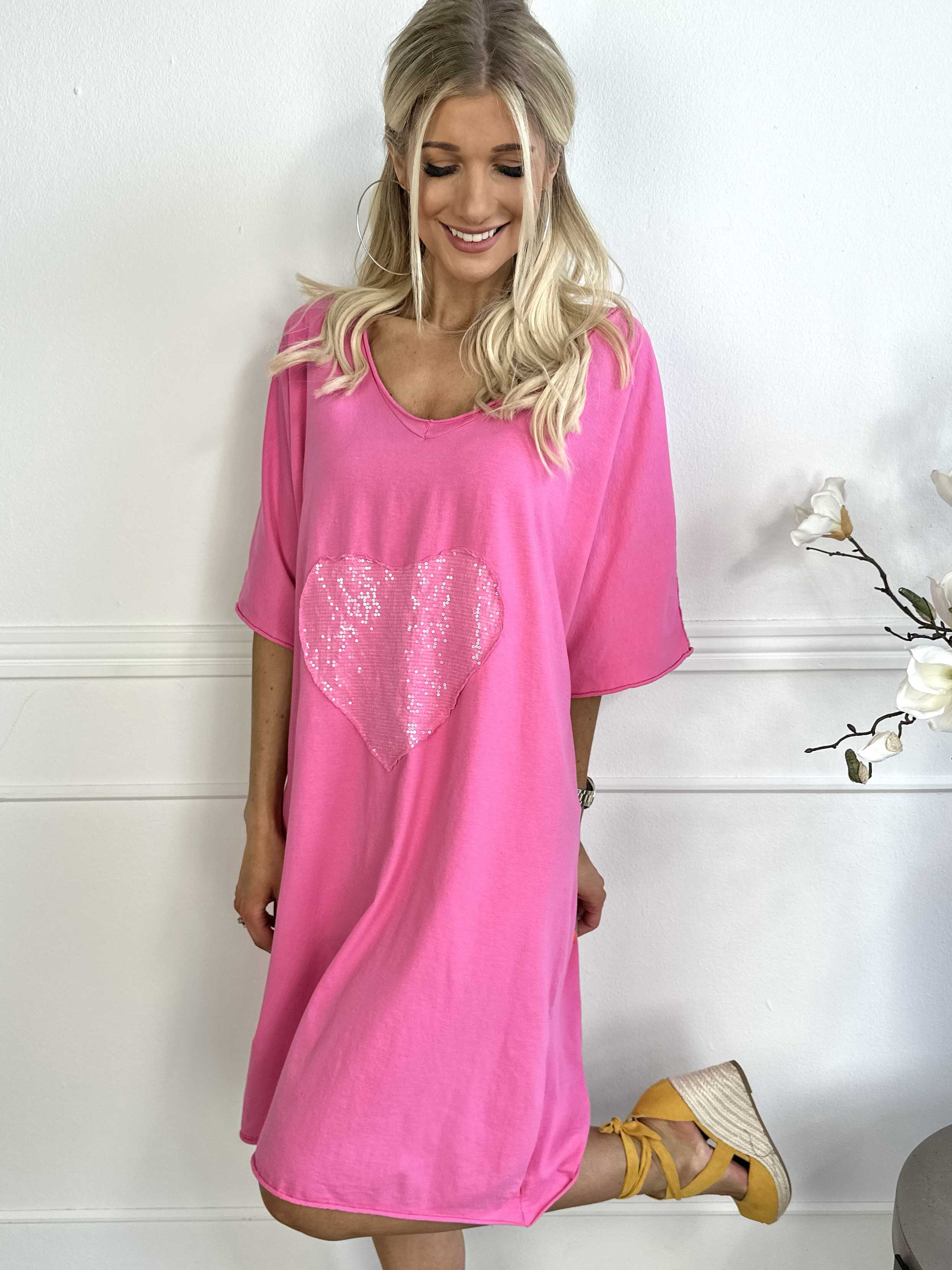 Shila - T-shirtklänning i bomull med paljetthjärta